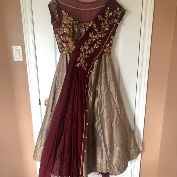 Maroon and Brown Lehenga with heavy skirt - Picture 5 of 8